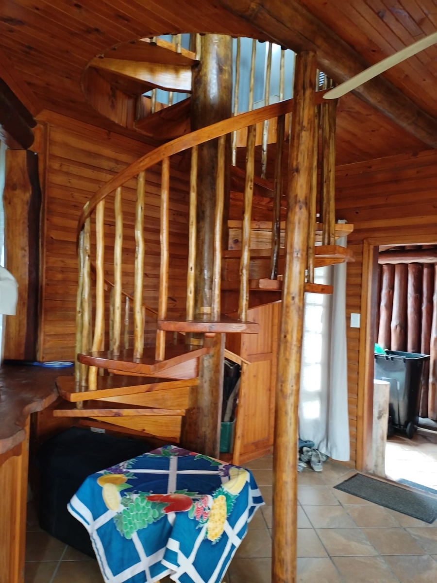 3 Bedroom Property for Sale in Boggomsbaai Western Cape